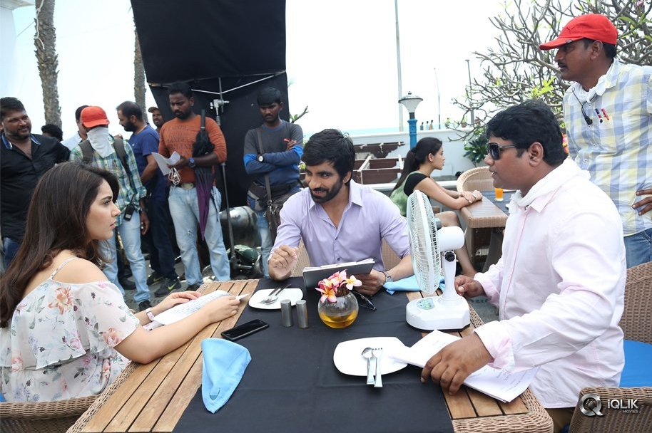 Touch-Chesi-Chudu-Movie-Working-Stills